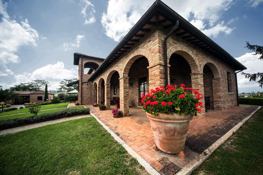 Acquaviva  Agriturismo Sanguineto المظهر الخارجي الصورة